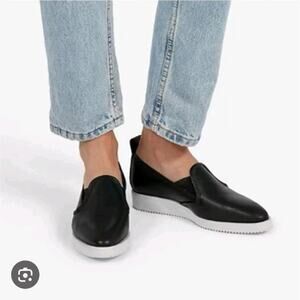 Everlane‎ Black Leather White Pointed Street Minimalist Shoes Flats Size 8.5